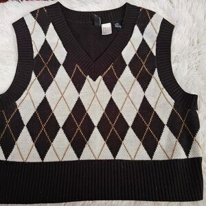H&M Black and White Argyle Size Small Knit Sweater Vest